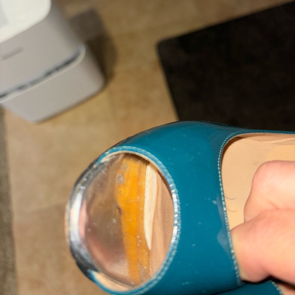 Christian louboutin heels - Picture 7 of 10